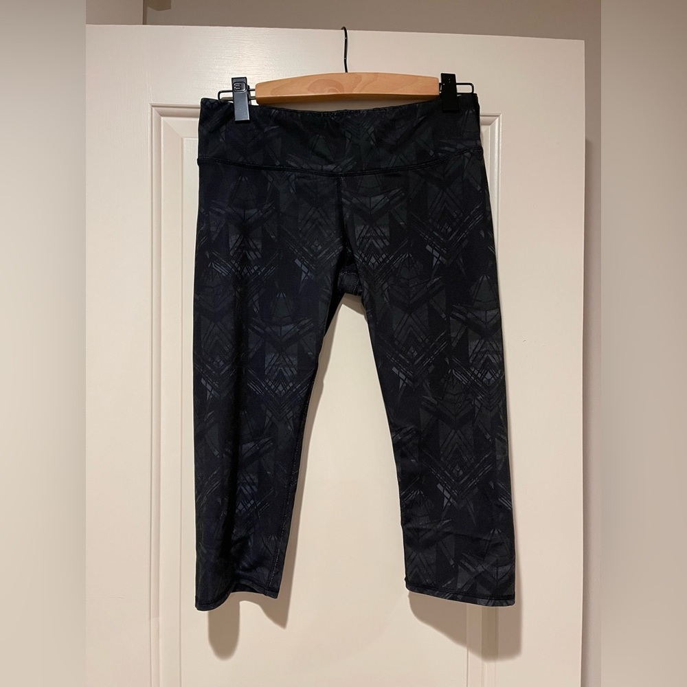 Alo Capri legging, size large